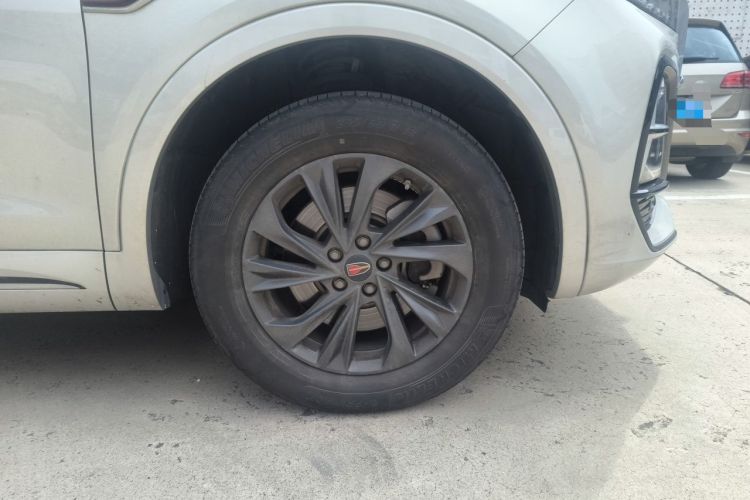 Used Hongqi HS5 2023 2.0T Qixiang Pro Edition Right Front Wheel Hub