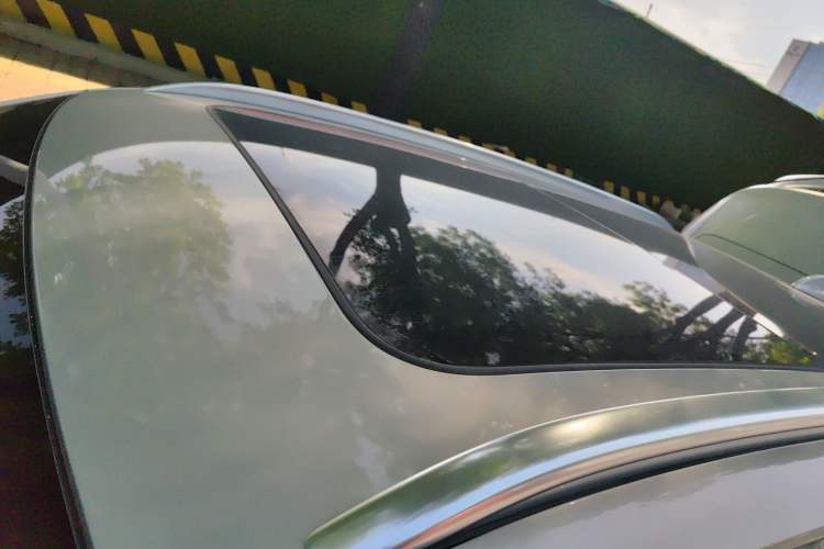 Used Hongqi HS5 2023 2.0T Four-Wheel Drive Flagship Pro Edition Roof