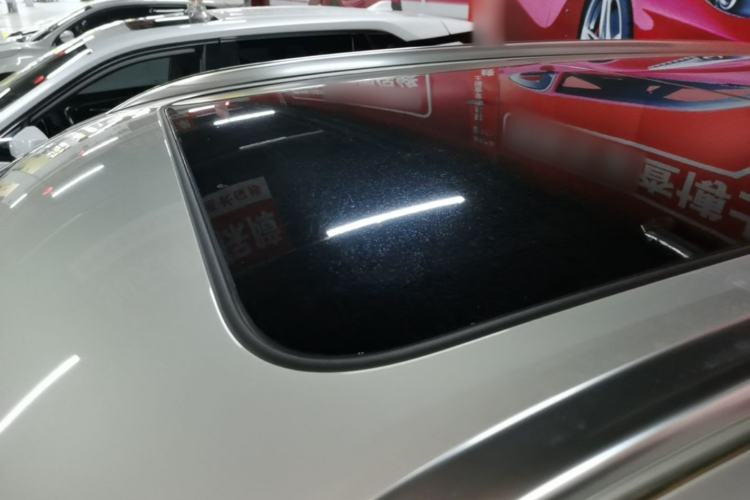 Used Hongqi HS5 2023 2.0T Four-Wheel Drive Flagship Pro Edition Roof
