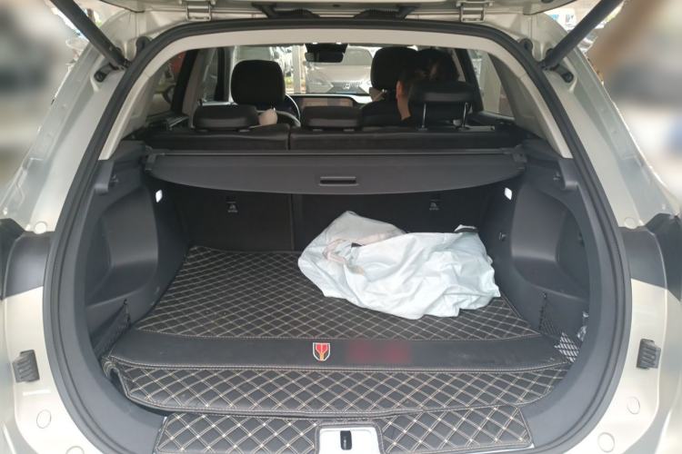 Used Hongqi HS5 2023 2.0T Qixiang Pro Edition Trunk