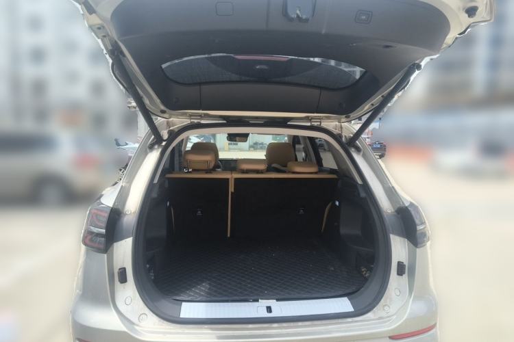 Used Hongqi HS5 2023 2.0T Qixiang Pro Edition Trunk