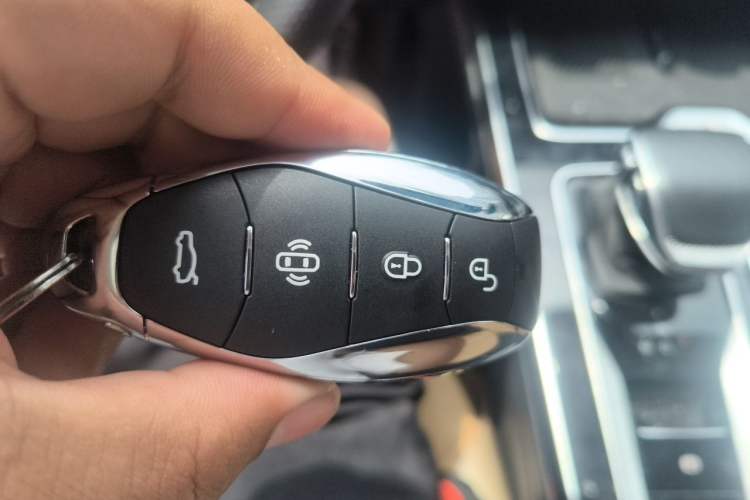 Used Hongqi HS5 2023 2.0T Qixiang Pro Edition Vehicle Key