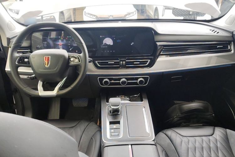 Used Hongqi HS5 2023 2.0T Qixiang Pro Edition Center Console