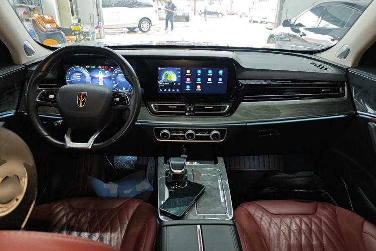 Used Hongqi HS5 2023 2.0T Four-Wheel Drive Flagship Pro Edition Center Console
