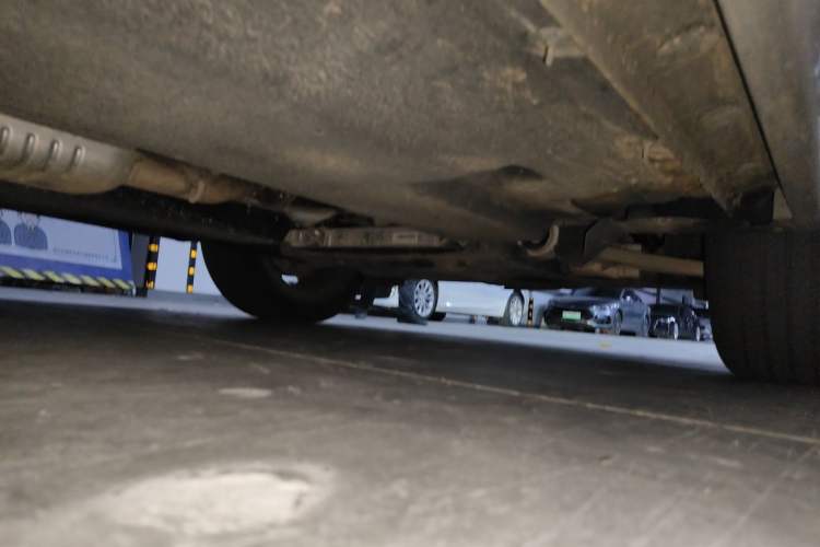 Used Hongqi HS5 2023 2.0T Qixiang Pro Edition Chassis Front Right