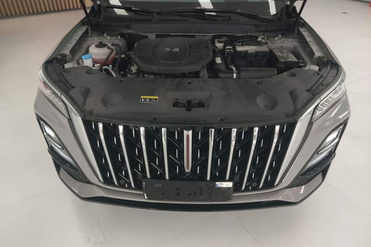 Used Hongqi HS5 2023 2.0T Qixiang Pro Edition Engine Bay