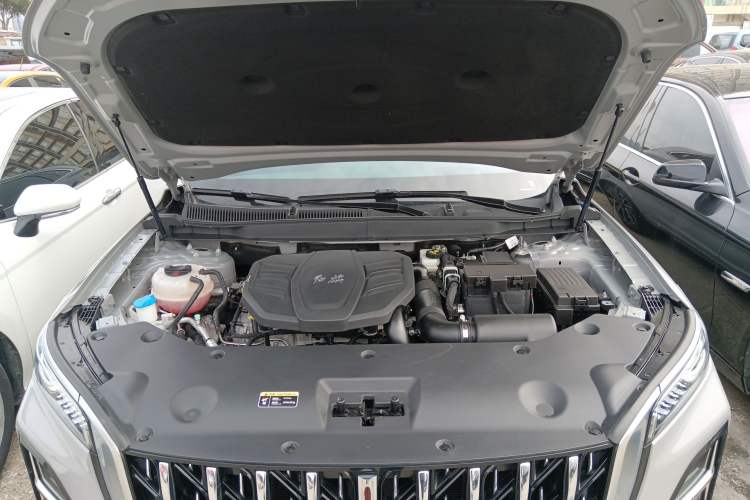Used Hongqi HS5 2023 2.0T Four-Wheel Drive Flagship Pro Edition Engine Bay