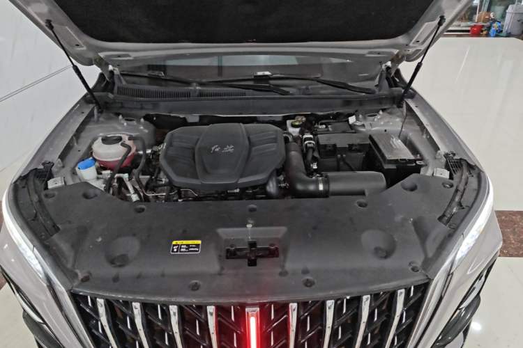 Used Hongqi HS5 2023 2.0T Qixiang Pro Edition Engine Bay