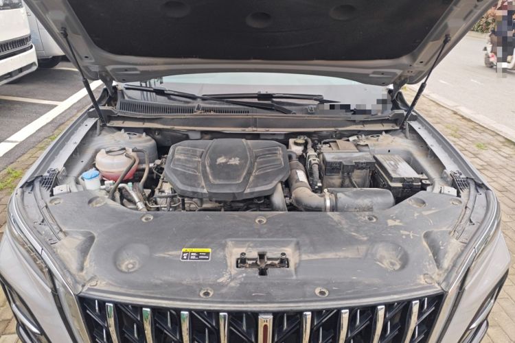 Used Hongqi HS5 2023 2.0T Four-Wheel Drive Flagship Pro Edition Engine Bay