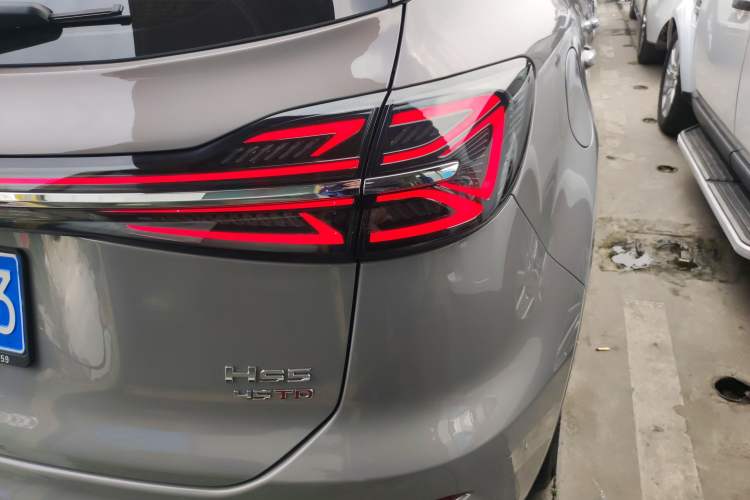 Used Hongqi HS5 2023 2.0T Qixiang Pro Edition Exterior 3
