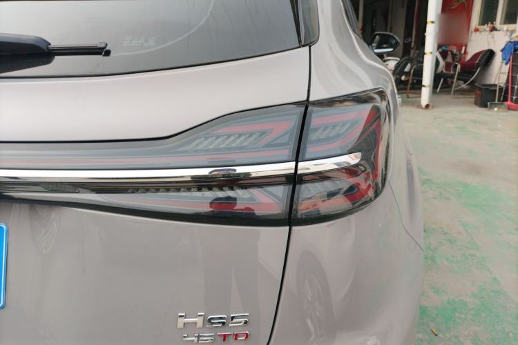 Used Hongqi HS5 2023 2.0T Qixiang Pro Edition Exterior 3