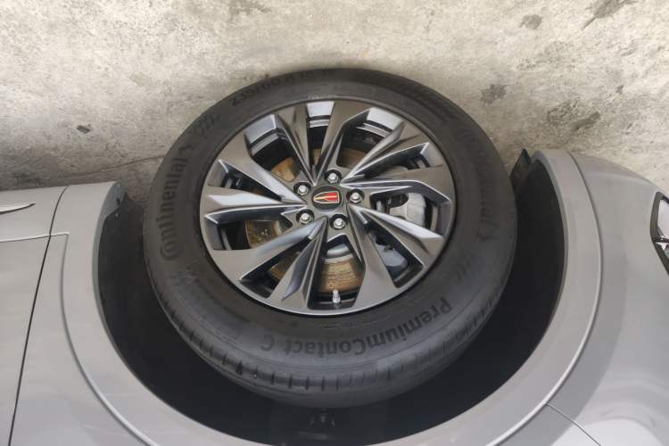 Used Hongqi HS5 2023 2.0T Qixiang Pro Edition Exterior 4