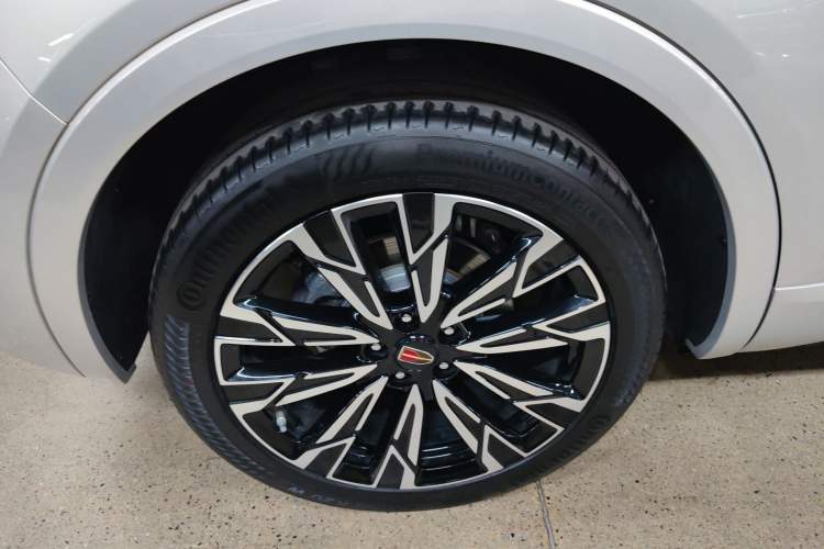 Used Hongqi HS5 2023 2.0T Four-Wheel Drive Flagship Pro Edition Exterior 8
