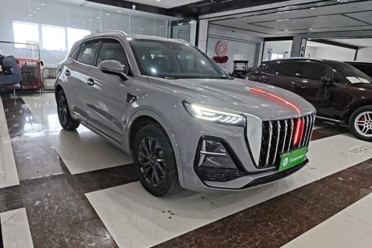 Used Hongqi HS5 2023 2.0T Qixiang Pro Edition Front Right 45 Deg