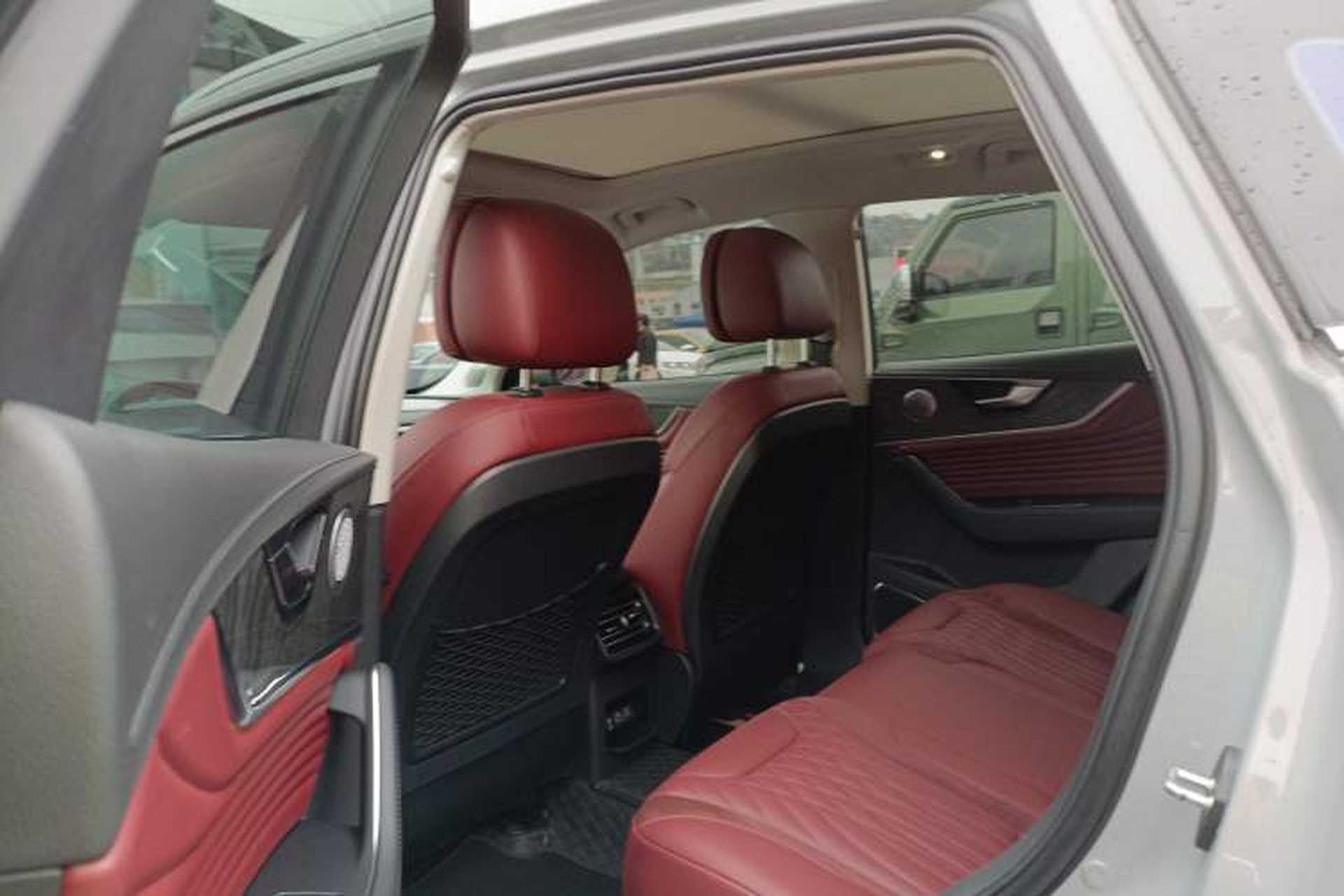 Used Hongqi HS5 2023 2.0T Four-Wheel Drive Flagship Pro Edition Left Rear Seat