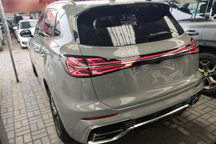 Used Hongqi HS5 2023 2.0T Qixiang Pro Edition Rear Left 45 Deg
