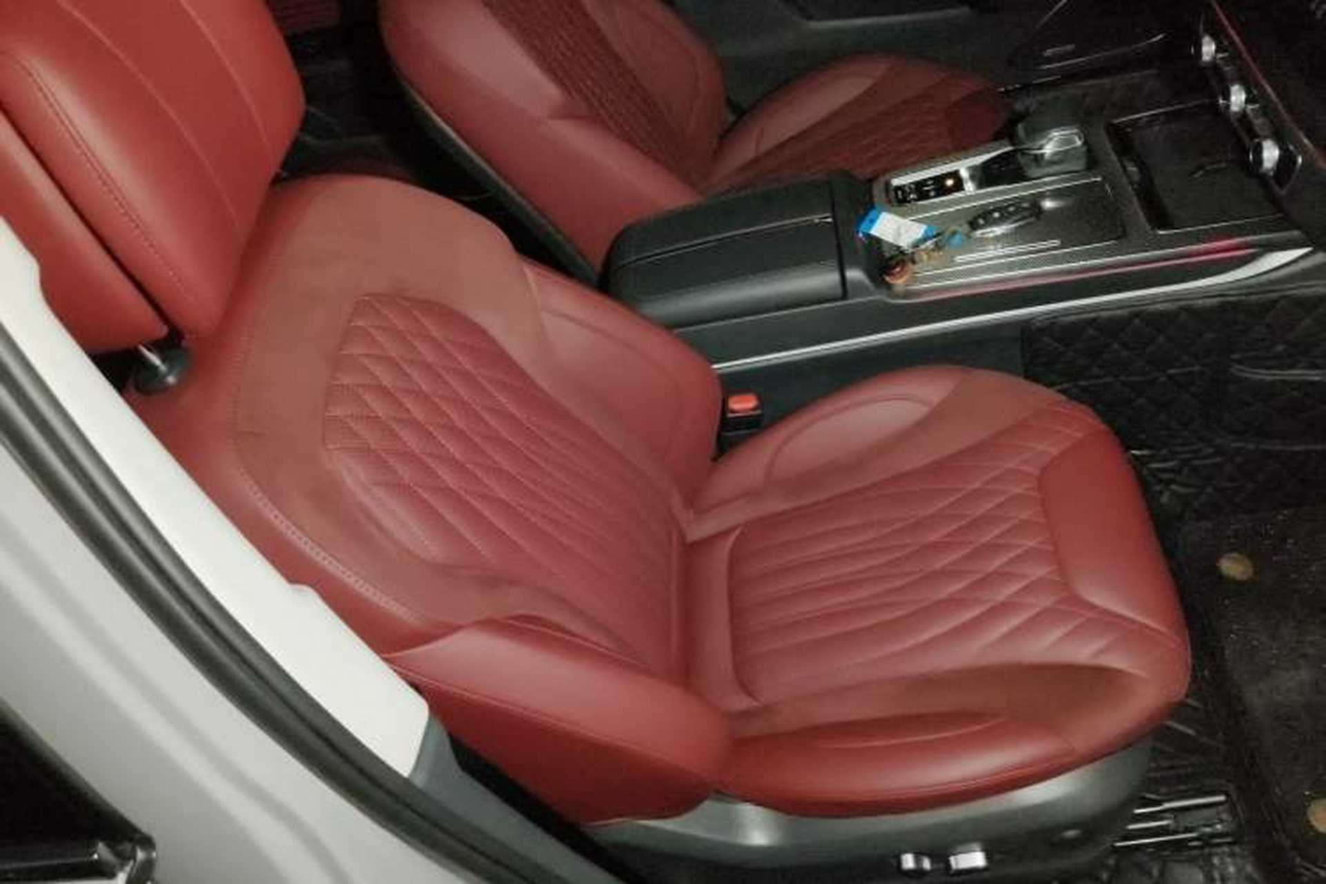Used Hongqi HS5 2023 2.0T Flagship Pro Edition Right Front Seat