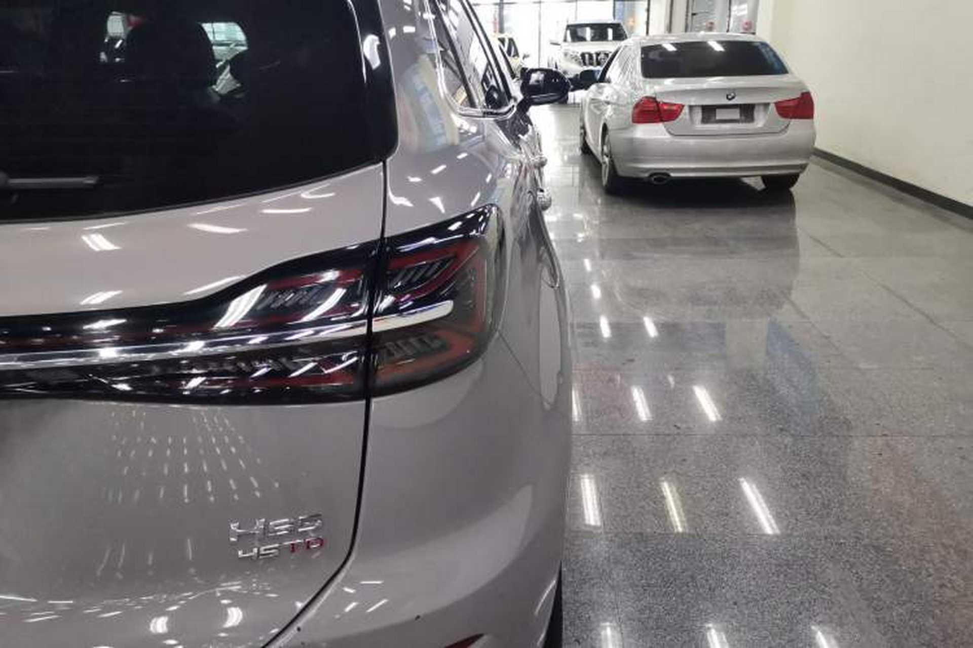 Used Hongqi HS5 2023 2.0T Qixiang Pro Edition Right Rear Taillight