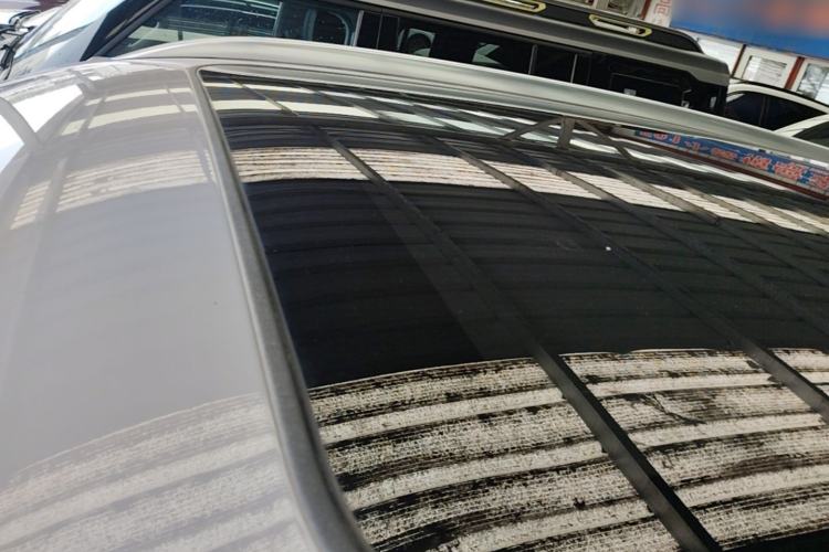 Used Hongqi HS5 2023 2.0T Qixiang Pro Edition Roof