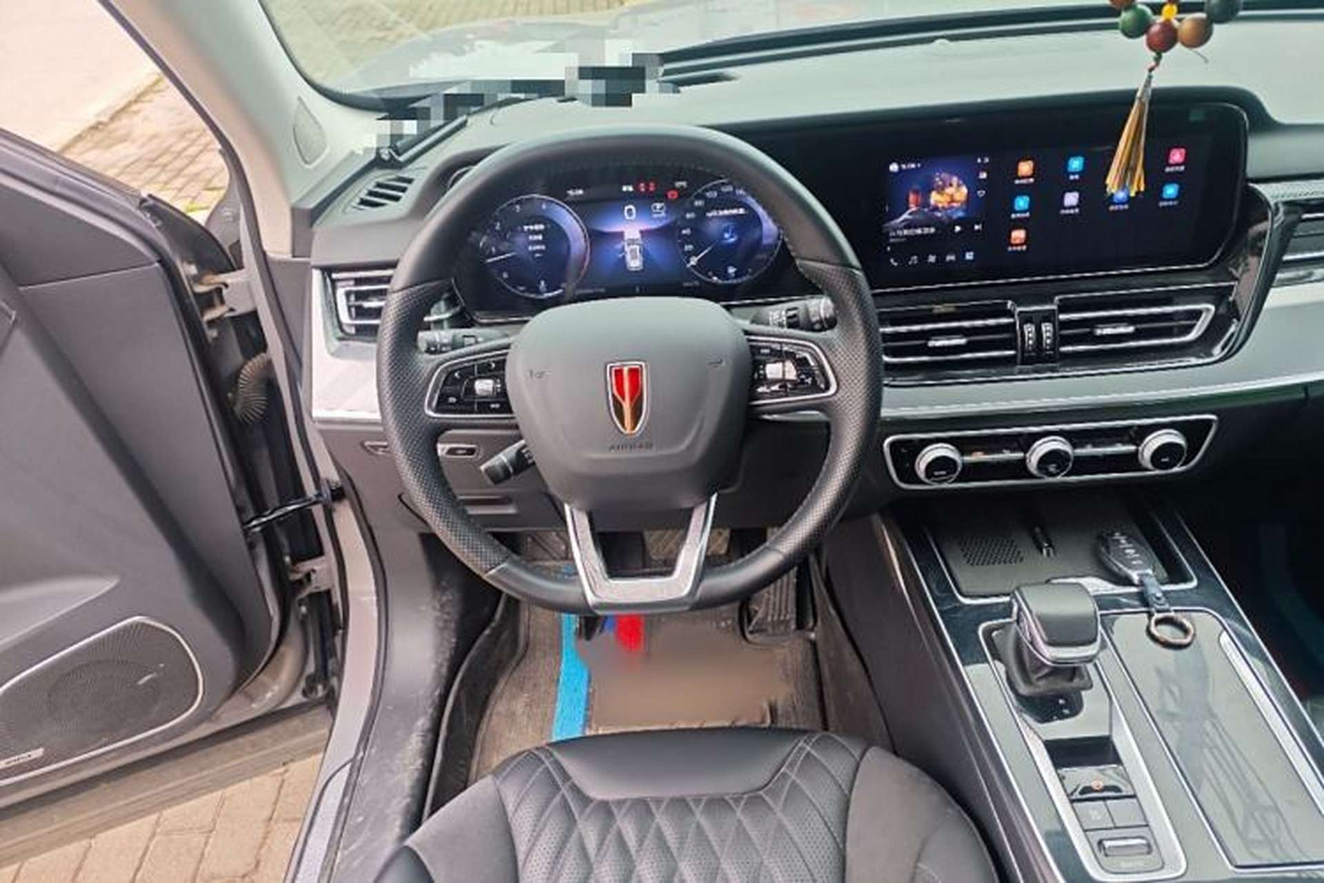Used Hongqi HS5 2023 2.0T Four-Wheel Drive Flagship Pro Edition Steering Wheel