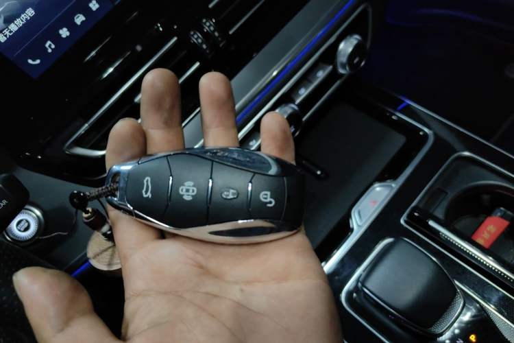 Used Hongqi HS5 2023 2.0T Qixiang Pro Edition Vehicle Key