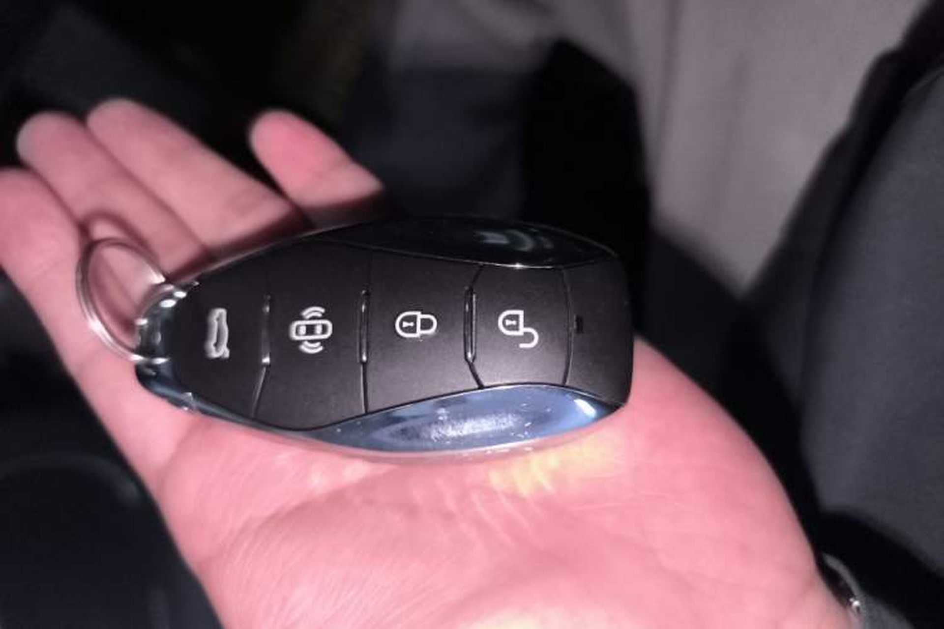 Used Hongqi HS5 2023 2.0T Qixiang Pro Edition Vehicle Key