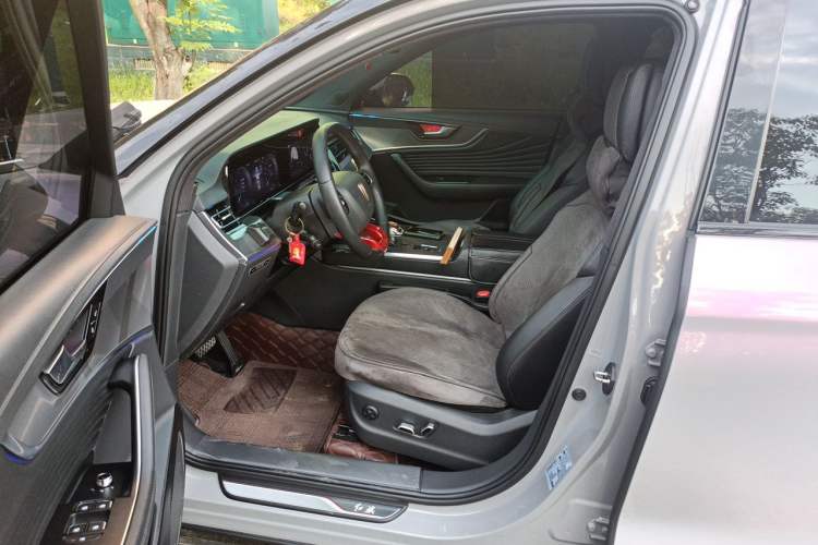 Used Hongqi HS5 2023 2.0T Qixiang Pro Edition Left Front Seat