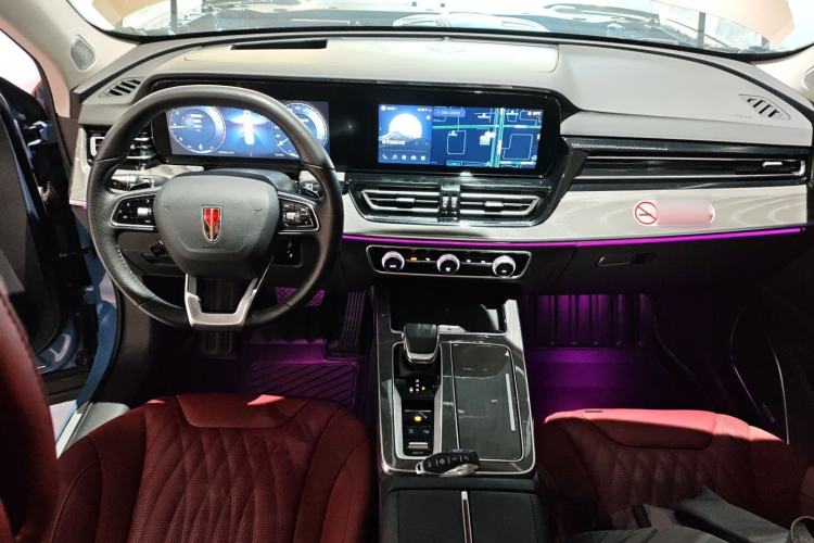 Used Hongqi HS5 2023 2.0T Four-Wheel Drive Flagship Pro Edition Center Console