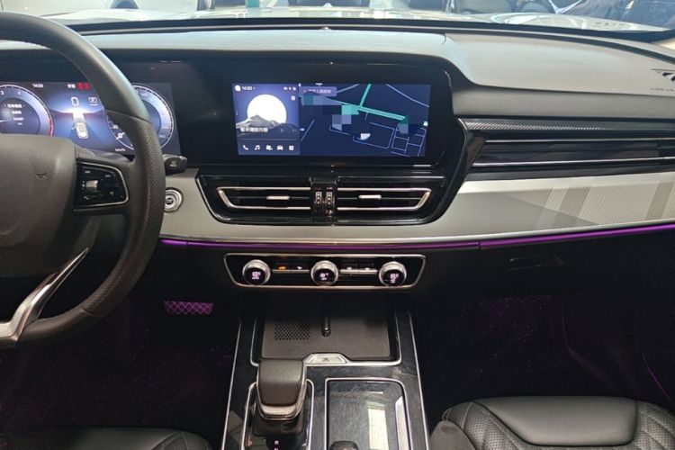 Used Hongqi HS5 2023 2.0T Qixiang Pro Edition Audio And AC Panel