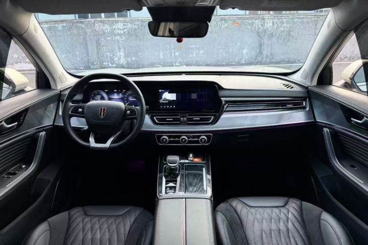 Used Hongqi HS5 2023 2.0T Qixiang Pro Edition Center Console