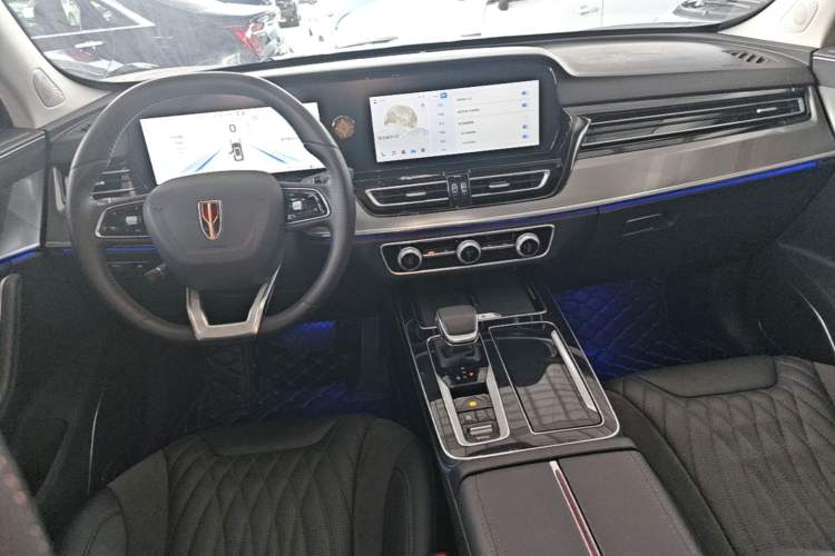 Used Hongqi HS5 2023 2.0T Qixiang Pro Edition Center Console