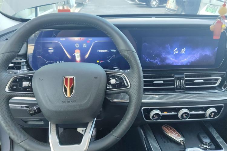 Used Hongqi HS5 2023 2.0T Four-Wheel Drive Flagship Pro Edition Center Console