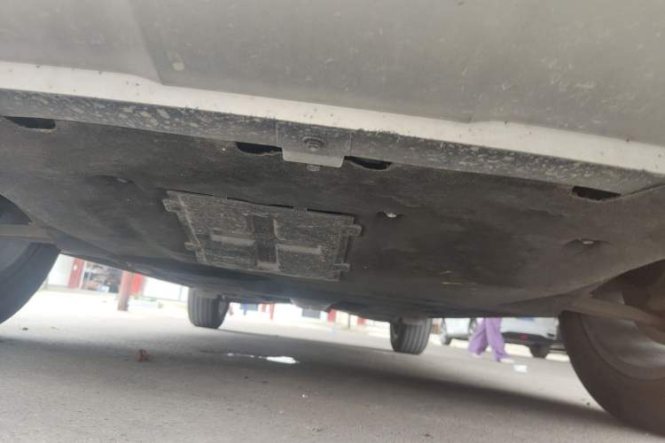 Used Hongqi HS5 2023 2.0T Qixiang Pro Edition Chassis Front