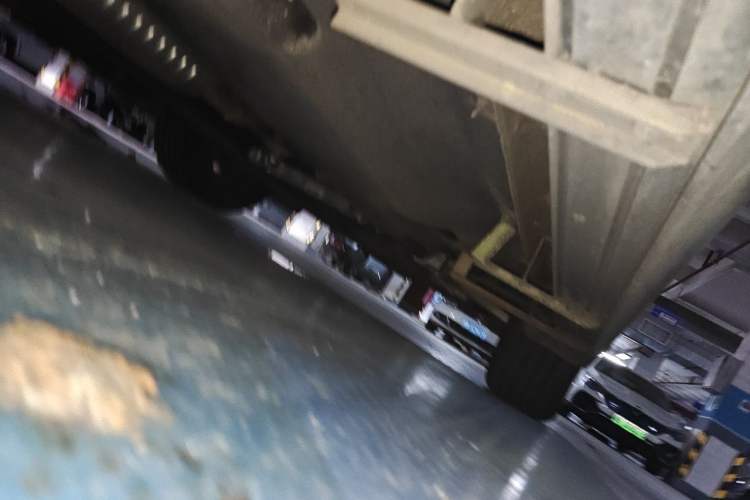 Used Hongqi HS5 2023 2.0T Qixiang Pro Edition Chassis Front Right