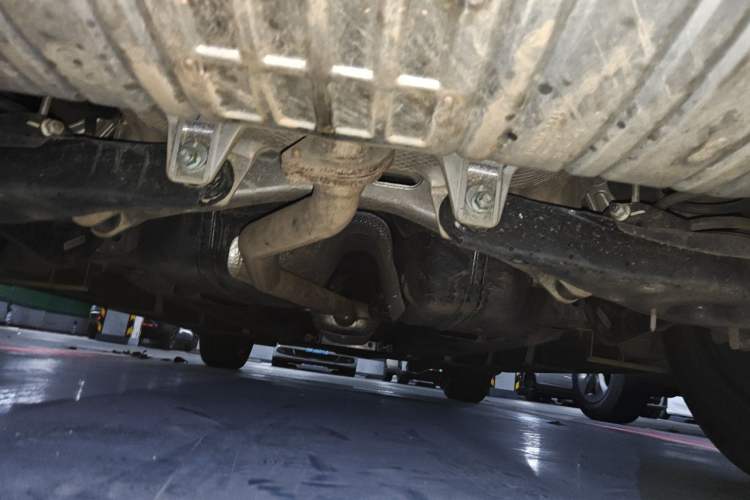 Used Hongqi HS5 2023 2.0T Qixiang Pro Edition Chassis Rear