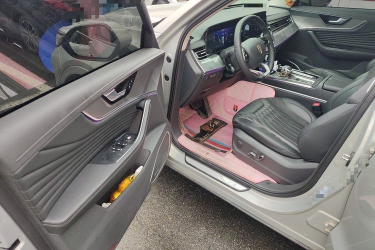 Used Hongqi HS5 2023 2.0T Four-Wheel Drive Flagship Pro Edition Driver Seat