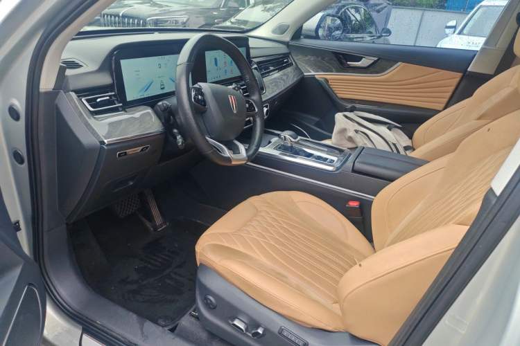 Used Hongqi HS5 2023 2.0T Four-Wheel Drive Flagship Pro Edition Driver Seat