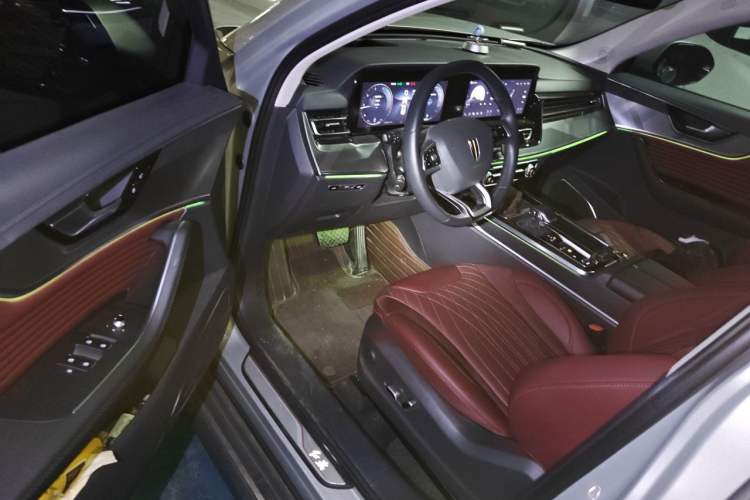 Used Hongqi HS5 2023 2.0T Qixiang Pro Edition Driver Seat