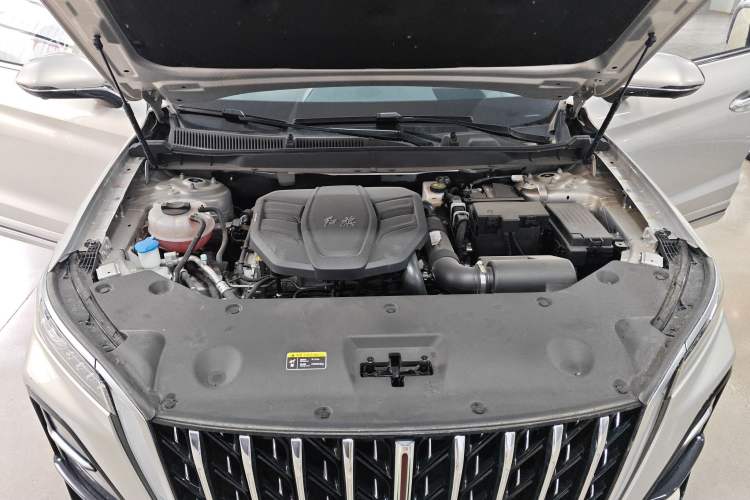Used Hongqi HS5 2023 2.0T Four-Wheel Drive Flagship Pro Edition Engine Bay