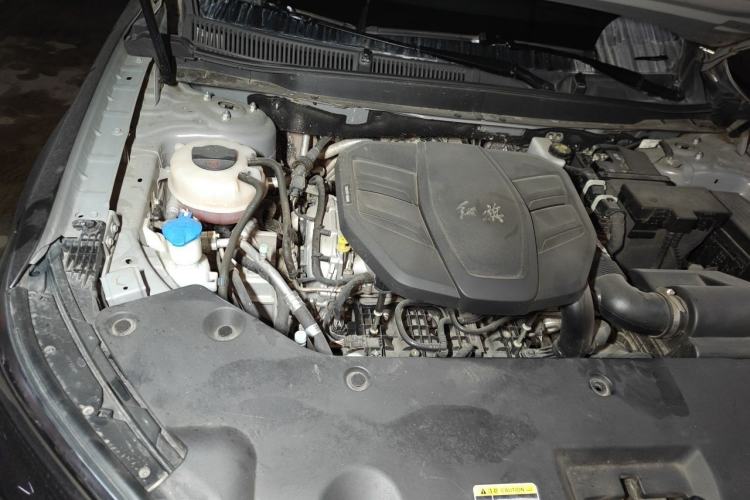 Used Hongqi HS5 2023 2.0T Qixiang Pro Edition Engine Bay Right