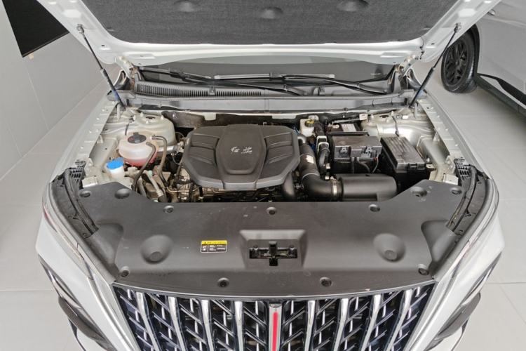 Used Hongqi HS5 2023 2.0T Four-Wheel Drive Flagship Pro Edition Engine Bay