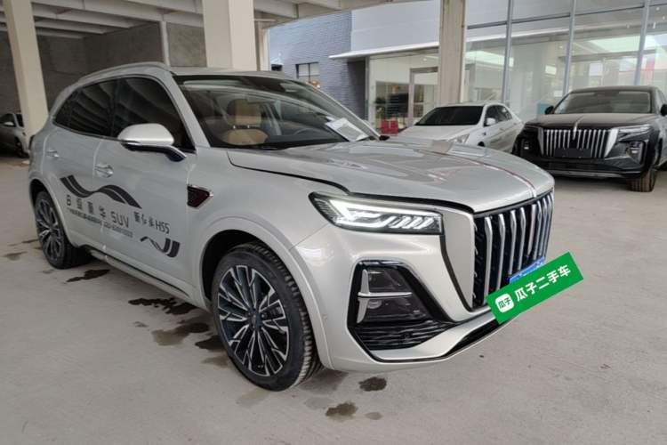 Used Hongqi HS5 2023 2.0T Four-Wheel Drive Flagship Pro Edition Front Right 45 Deg