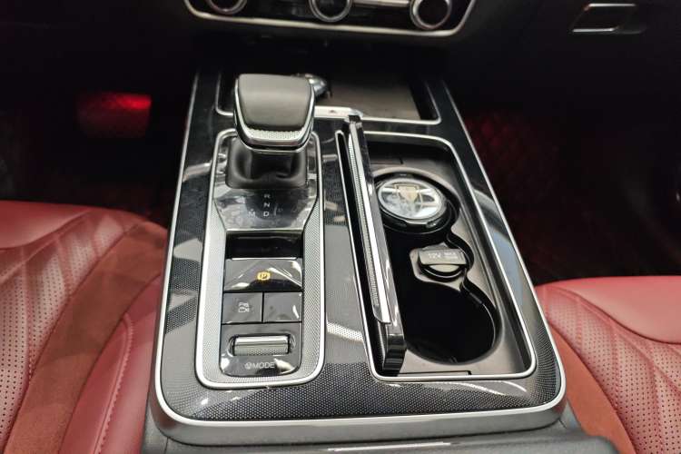 Used Hongqi HS5 2023 2.0T Qixiang Pro Edition Gear Lever