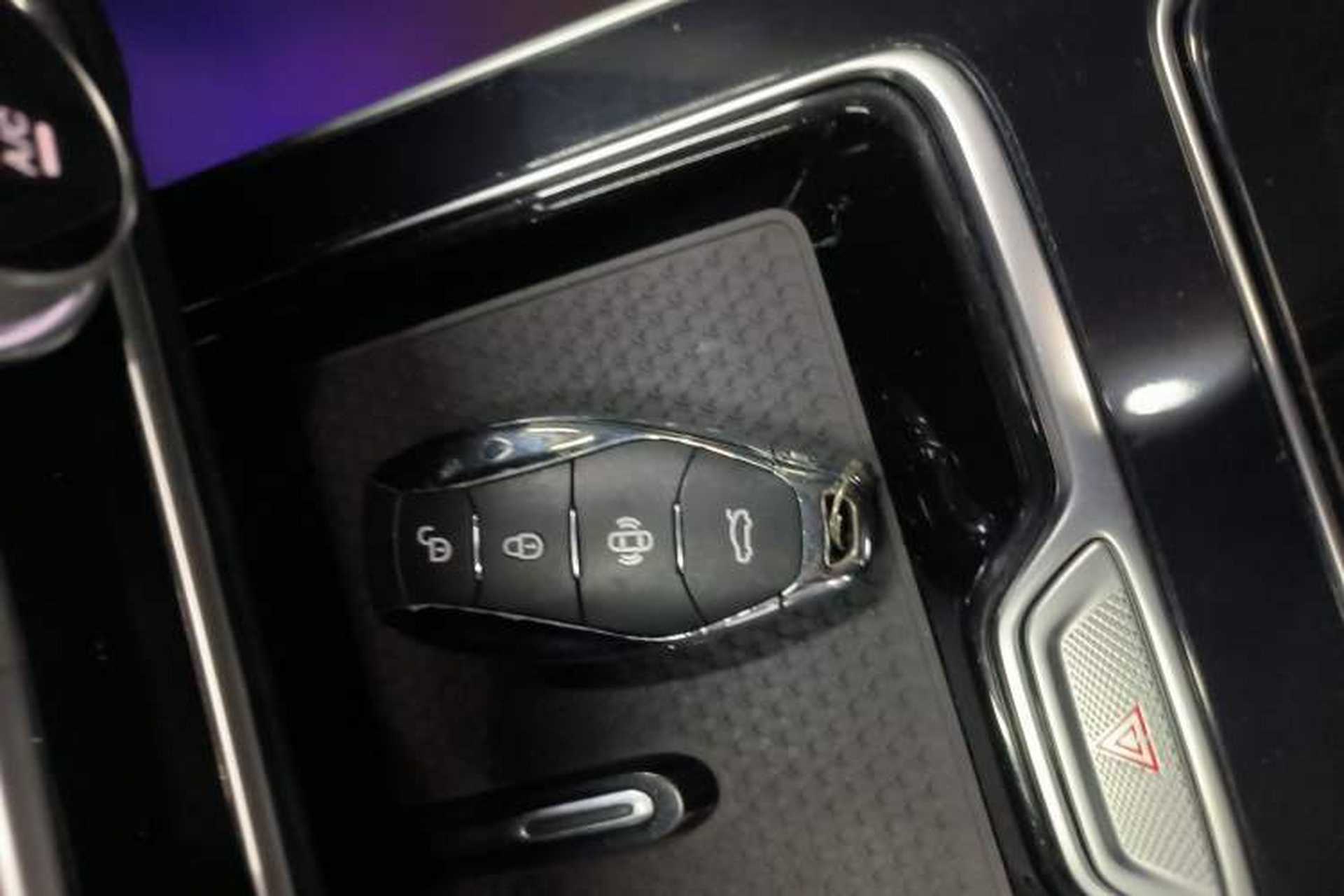 Used Hongqi HS5 2023 2.0T Qixiang Pro Edition Interior 1