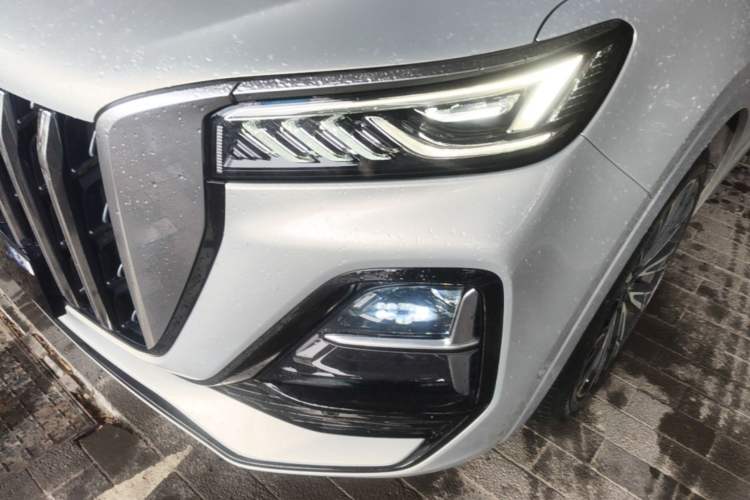 Used Hongqi HS5 2023 2.0T Four-Wheel Drive Flagship Pro Edition Left Front Headlight
