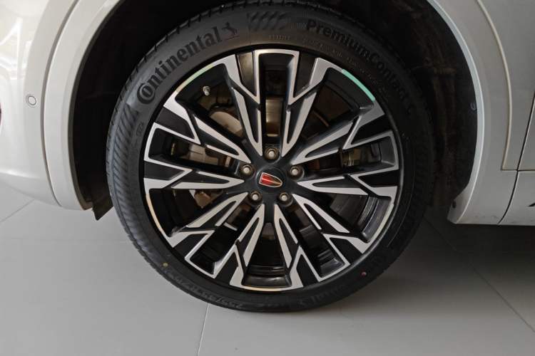 Used Hongqi HS5 2023 2.0T Four-Wheel Drive Flagship Pro Edition Left Front Wheel Hub