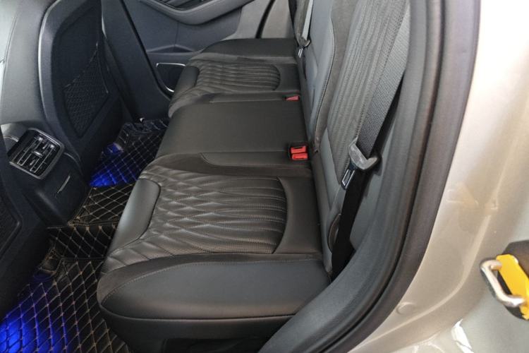 Used Hongqi HS5 2023 2.0T Qixiang Pro Edition Left Rear Seat