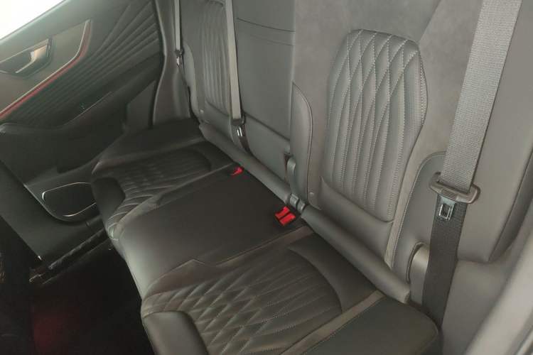 Used Hongqi HS5 2023 2.0T Qixiang Pro Edition Left Rear Seat