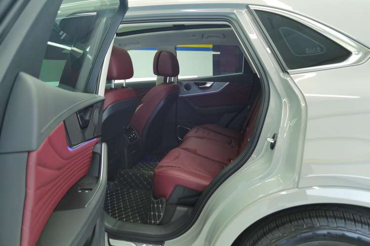 Used Hongqi HS5 2023 2.0T Qixiang Pro Edition Left Rear Seat
