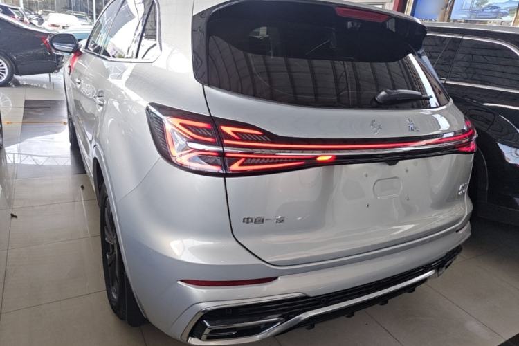 Used Hongqi HS5 2023 2.0T Qixiang Pro Edition Rear Left 45 Deg